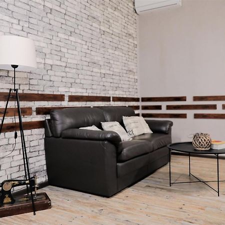 Avlabari Apartment - New One Тбилиси Экстерьер фото