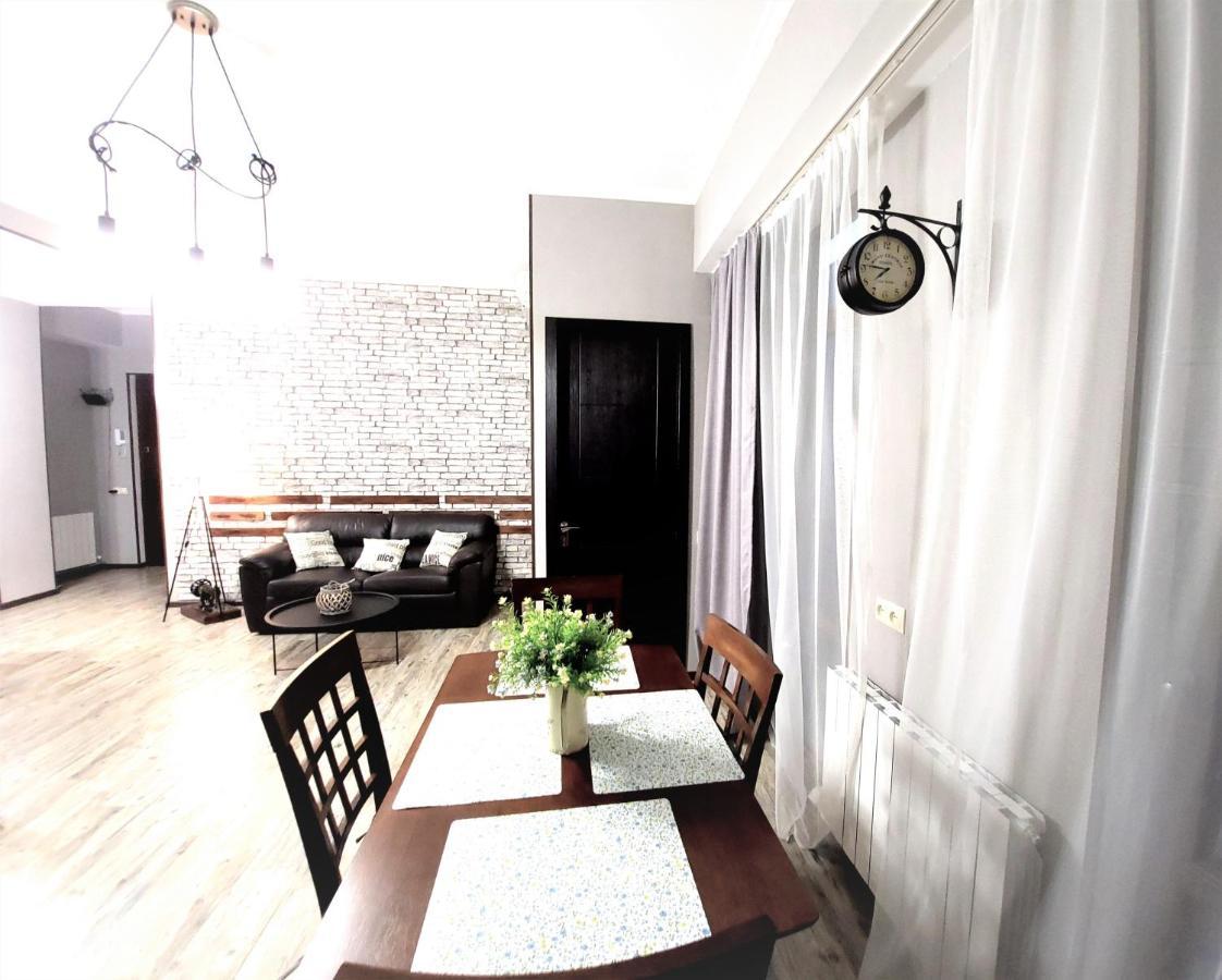 Avlabari Apartment - New One Тбилиси Экстерьер фото